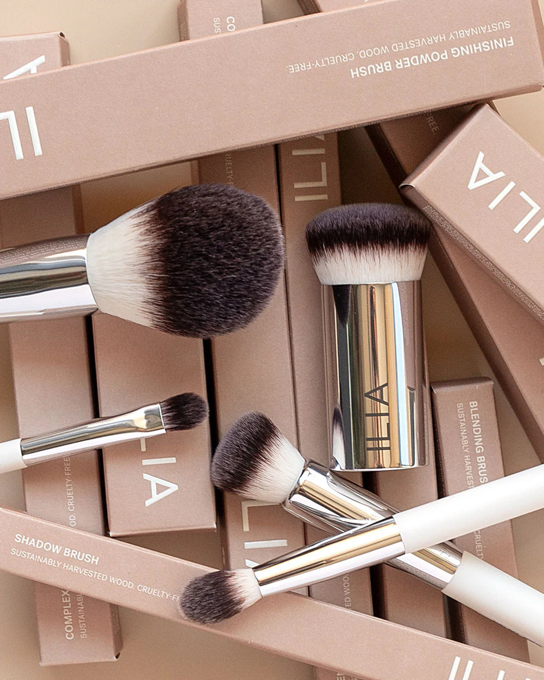 Makeup Brushes + Brush Sets | Best Makeup Brushes | ILIA Beauty Makeup Brushes + Brush Sets | Best Makeup Brushes | ILIA Beauty