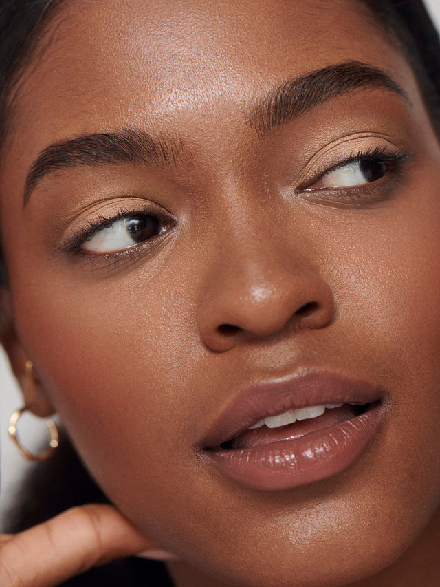 Liquid Powder Eye Tint