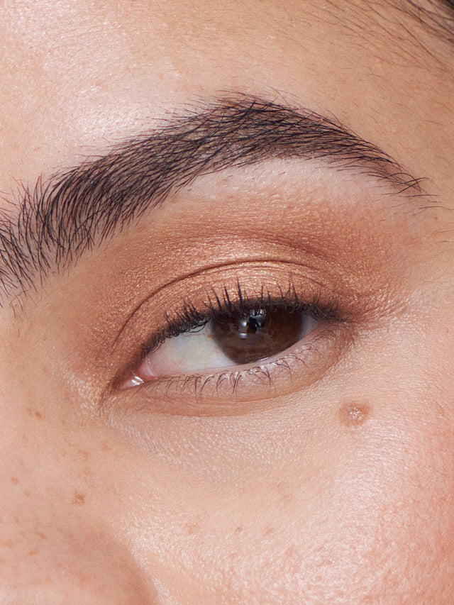 Liquid Powder Eye Tint