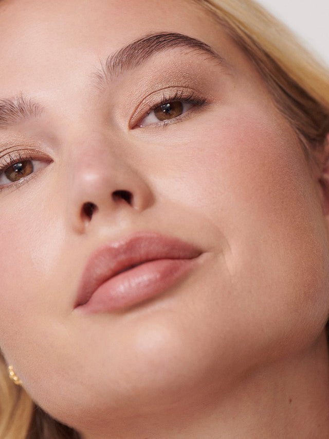 Liquid Powder Eye Tint