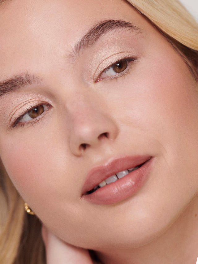 Liquid Powder Eye Tint