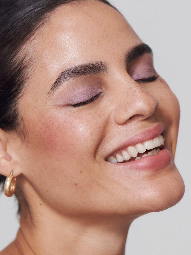 Liquid Powder Eye Tint