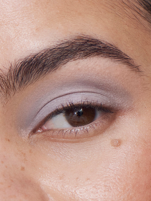 Liquid Powder Eye Tint