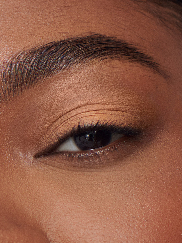 Liquid Powder Eye Tint