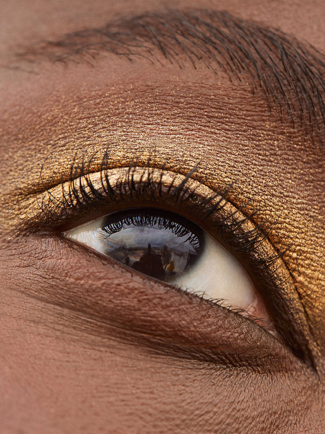 Liquid Powder Eye Tint