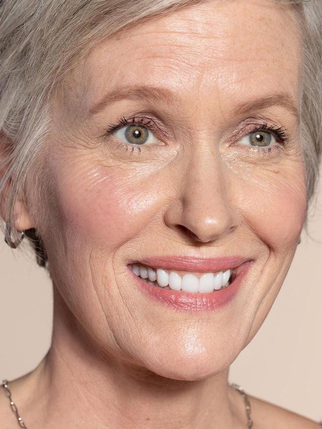 Liquid Powder Eye Tint