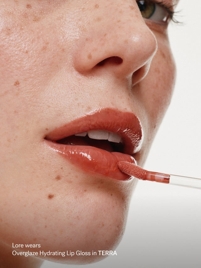 Overglaze Hydrating Lip Gloss