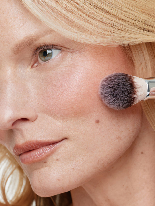 Soft Focus Blurring Blush